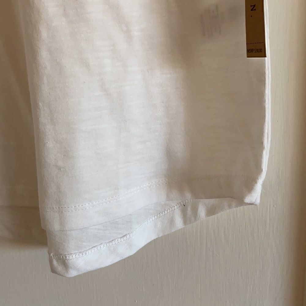 NWT Rae Dunn BOSS LADY White T-Shirt Size L - Picture 3 of 9